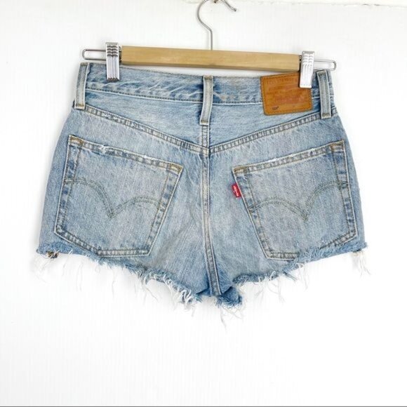 Levi's 501 premium High rise big E Shorts raw hem faded size 30 - Picture 3 of 7